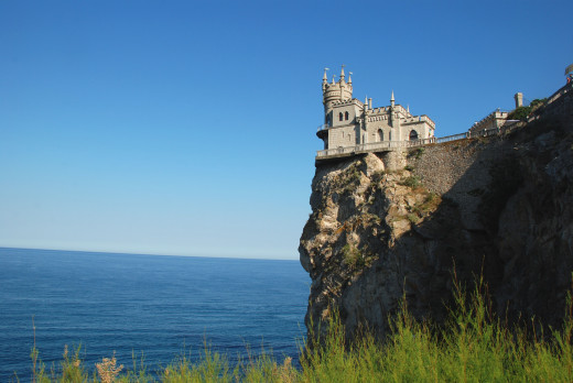 793382 (a): :2600x1740